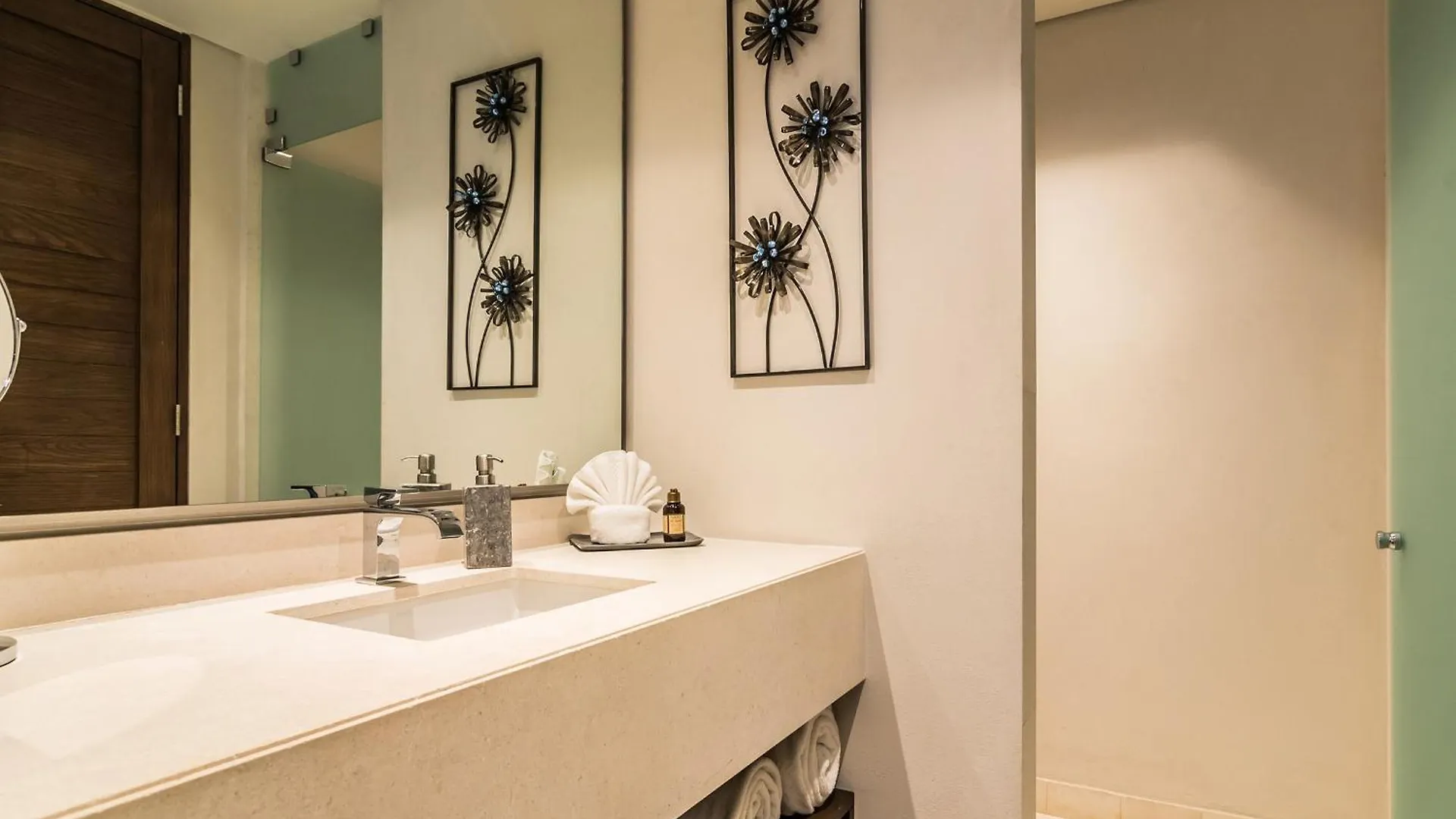 2 Bedroom Condo At Cabo Marina Private Jacuzzi & Grill Cabo San Lucas Dom wakacyjny
