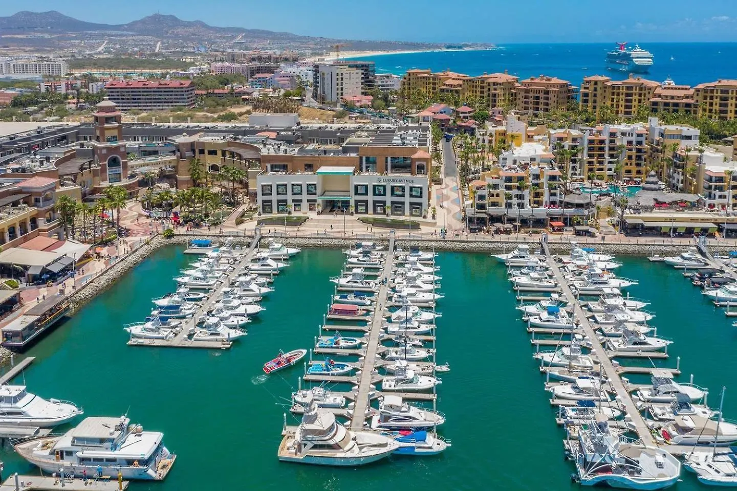 Dom wakacyjny 2 Bedroom Condo At Cabo Marina Private Jacuzzi & Grill Cabo San Lucas
